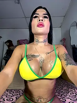 saragill323 online show from November 18, 2025, 3:59 pm