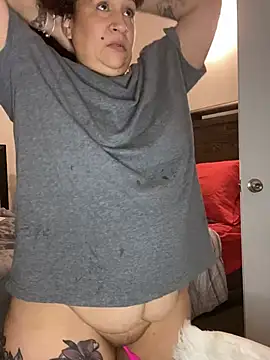 ladycreamypr2 online show from March 3, 2026, 1:34 am