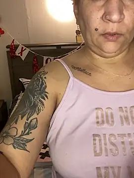 Snapshot of ladycreamypr2 chatting on February 17, 2026, 7:16 am ladycreamypr2 online show from February 17, 2026, 7:16 am