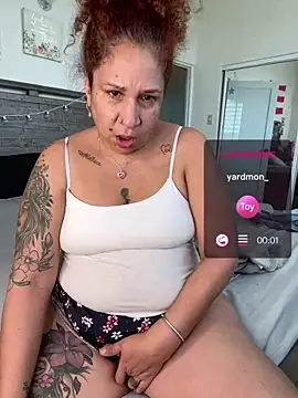 Snapshot of ladycreamypr2 chatting on June 28, 2026, 3:40 pm ladycreamypr2 online show from June 28, 2026, 3:40 pm