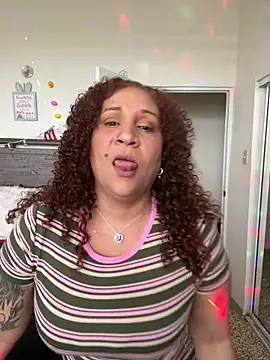 ladycreamypr2 online show from March 22, 2026, 11:56 am