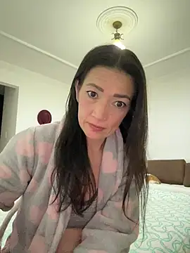 Yulia sx online show from February 3, 2026, 11:32 pm