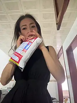 Yulia sx online show from March 17, 2025, 4:01 pm