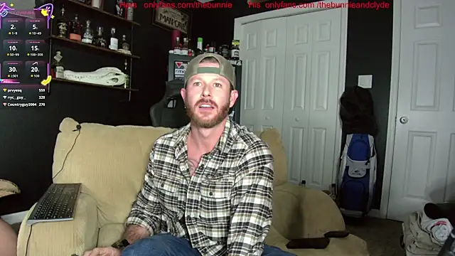 chillinthemosttt online show from November 12, 2025, 2:48 am