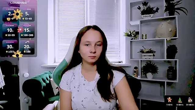 Snapshot of Ketrin_n_ chatting on October 13, 2025, 9:00 am Ketrin n online show from October 13, 2025, 9:00 am