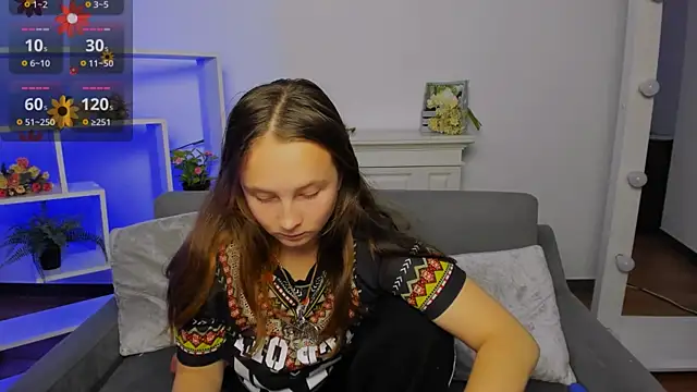 Snapshot of Ketrin_n_ chatting on October 8, 2025, 8:09 pm Ketrin n online show from October 8, 2025, 8:09 pm