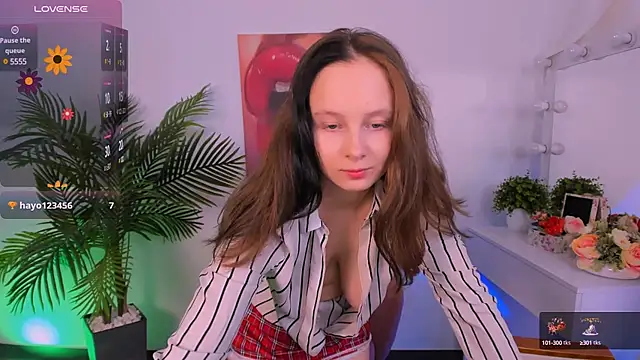 Snapshot of Ketrin_n_ chatting on March 6, 2025, 10:20 am Ketrin n online show from March 6, 2025, 10:20 am