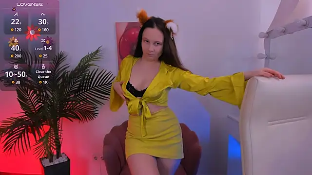 Snapshot of Ketrin_n_ chatting on March 8, 2025, 6:21 am Ketrin n online show from March 8, 2025, 6:21 am