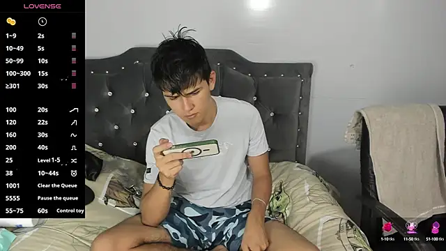 Snapshot of Jacobb_Lee chatting on March 22, 2025, 7:53 pm Jacobb Lee online show from March 22, 2025, 7:53 pm