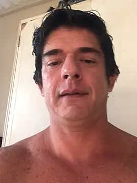 Snapshot of Marobronco chatting on May 24, 2026, 8:42 pm Marobronco online show from May 24, 2026, 8:42 pm