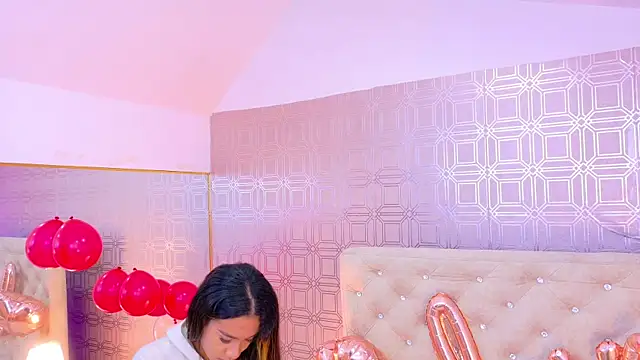 Sara Desire online show from February 11, 2026, 11:43 am