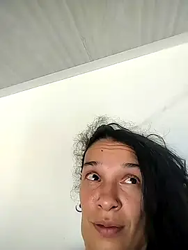 rebekka simpson online show from December 2, 2025, 9:05 pm