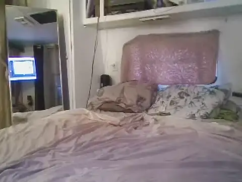 Snapshot of allissonw13 chatting on March 21, 2025, 2:18 pm allissonw13 online show from March 21, 2025, 2:18 pm