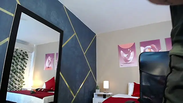 Snapshot of JeremyLowe chatting on March 21, 2025, 1:12 pm JeremyLowe online show from March 21, 2025, 1:12 pm