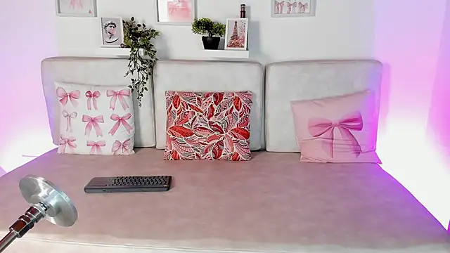 Malka Burning online show from March 10, 2025, 8:23 pm