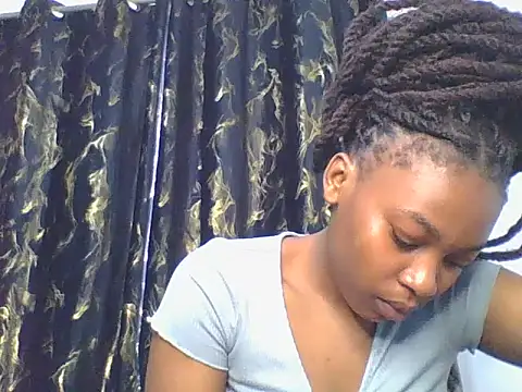  Becky002 online show from May 19, 2026, 9:49 am