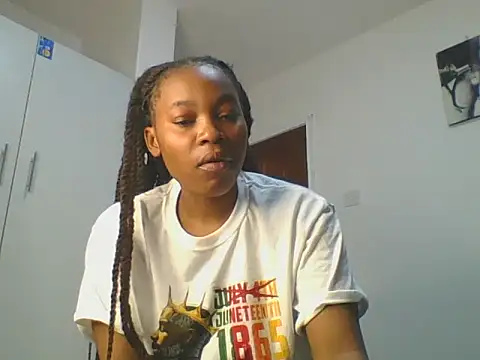  Becky002 online show from May 20, 2026, 3:09 pm