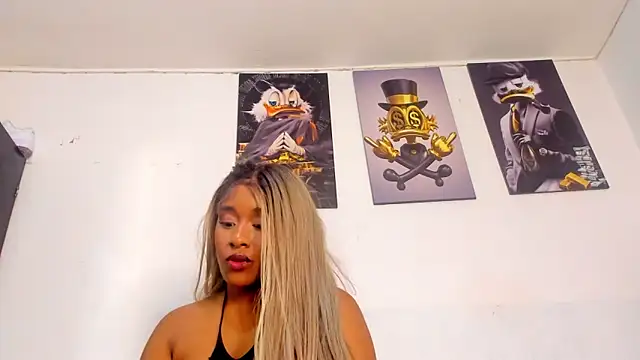 kriixtybrown online show from January 7, 2025, 11:56 pm