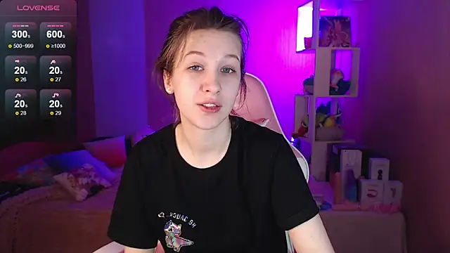 ur kitty   online show from January 12, 2025, 1:05 pm