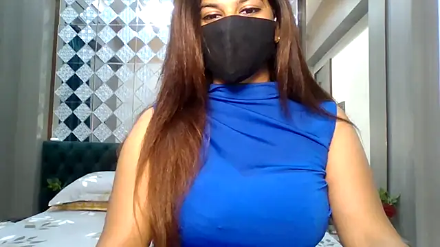 Snapshot of sparkling_queen chatting on February 19, 2026, 4:09 am sparkling queen online show from February 19, 2026, 4:09 am