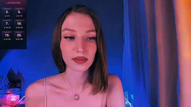 ellaamber online show from December 21, 2025, 2:13 am