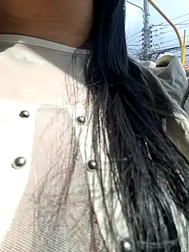 Snapshot of Bella_keny chatting on February 17, 2025, 2:49 pm Bella keny online show from February 17, 2025, 2:49 pm
