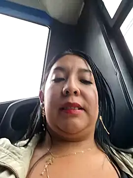 Snapshot of Bella_keny chatting on March 14, 2025, 8:17 pm Bella keny online show from March 14, 2025, 8:17 pm