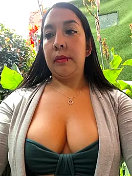 Bella keny online show from March 5, 2026, 4:14 pm