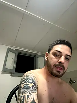 iltoscano95 online show from September 21, 2025, 6:13 pm