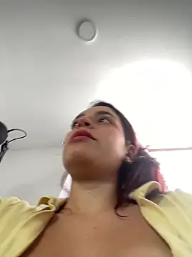 dakota le online show from April 16, 2026, 9:39 pm