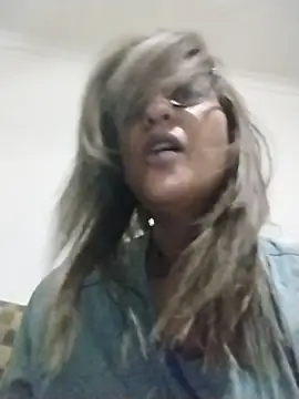 karmicQueen669 online show from October 22, 2025, 1:05 am