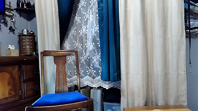 Snapshot of Genevieve143 chatting on February 8, 2026, 11:02 pm Genevieve143 online show from February 8, 2026, 11:02 pm