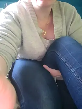 cruellaculdenfer67 online show from February 9, 2026, 8:45 am