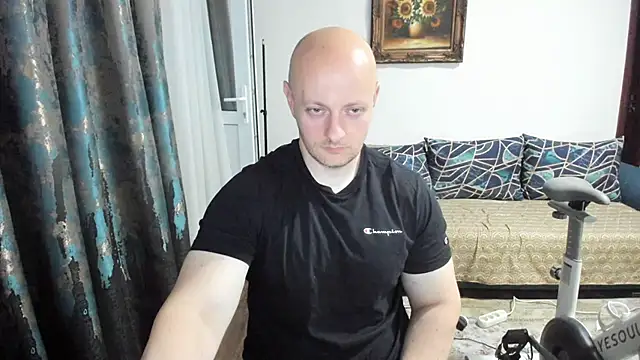 xxxWildxThoughtsxxx online show from June 22, 2026, 1:11 am