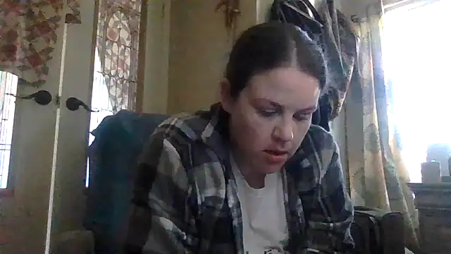 velvetta  online show from October 21, 2025, 6:07 pm