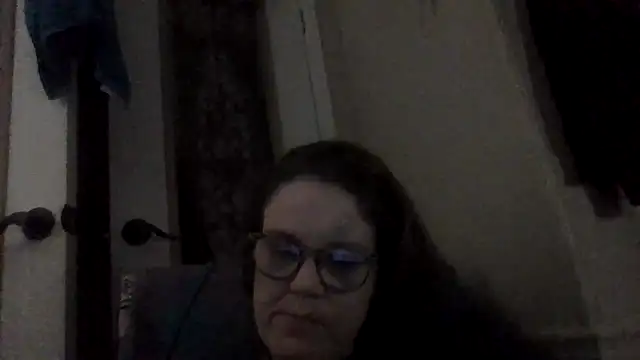 Snapshot of velvetta_ chatting on September 30, 2025, 8:31 am velvetta online show from September 30, 2025, 8:31 am