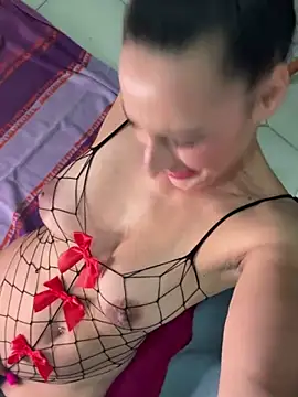 Snapshot of AthenaStar chatting on January 5, 2026, 11:52 pm AthenaStar online show from January 5, 2026, 11:52 pm