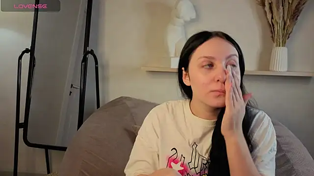 Kvetachka online show from November 19, 2025, 12:43 am