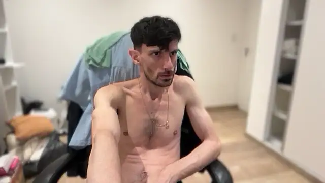 Snapshot of nicolaaaaas chatting on November 24, 2025, 7:19 am nicolaaaaas online show from November 24, 2025, 7:19 am