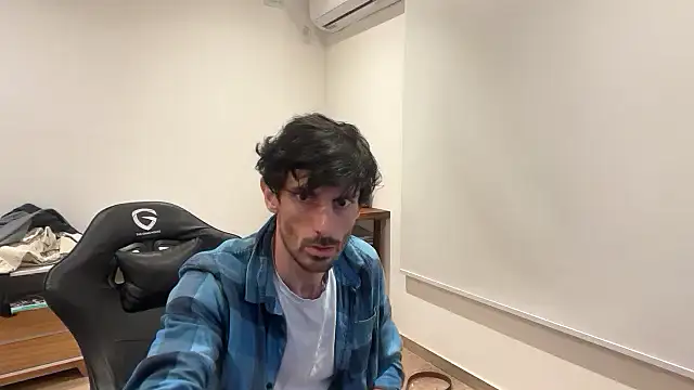 Snapshot of nicolaaaaas chatting on November 1, 2025, 11:09 pm nicolaaaaas online show from November 1, 2025, 11:09 pm