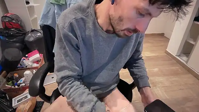 Snapshot of nicolaaaaas chatting on November 23, 2025, 4:06 pm nicolaaaaas online show from November 23, 2025, 4:06 pm