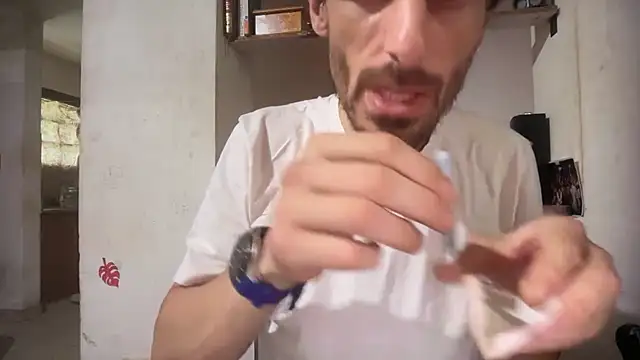 Snapshot of nicolaaaaas chatting on February 15, 2026, 8:52 pm nicolaaaaas online show from February 15, 2026, 8:52 pm