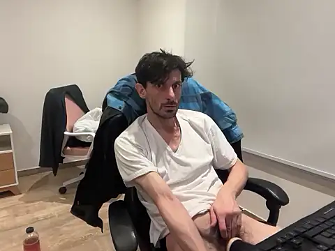 Snapshot of nicolaaaaas chatting on September 15, 2025, 11:27 pm nicolaaaaas online show from September 15, 2025, 11:27 pm