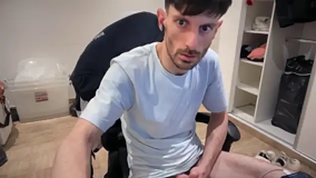 Snapshot of nicolaaaaas chatting on November 16, 2025, 7:57 am nicolaaaaas online show from November 16, 2025, 7:57 am