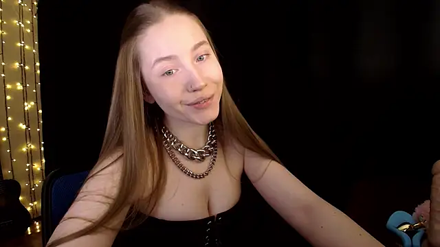 Snapshot of SindiWatsoon chatting on February 19, 2026, 7:11 pm SindiWatsoon online show from February 19, 2026, 7:11 pm