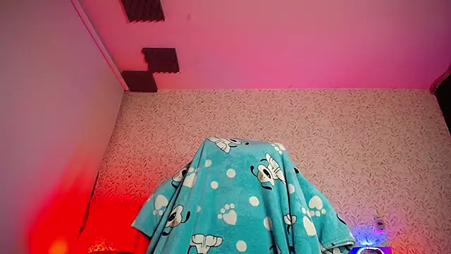 Snapshot of luly_pink chatting on May 5, 2026, 3:31 am luly pink online show from May 5, 2026, 3:31 am