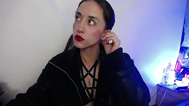 Snapshot of luly_pink chatting on February 14, 2026, 3:29 am luly pink online show from February 14, 2026, 3:29 am