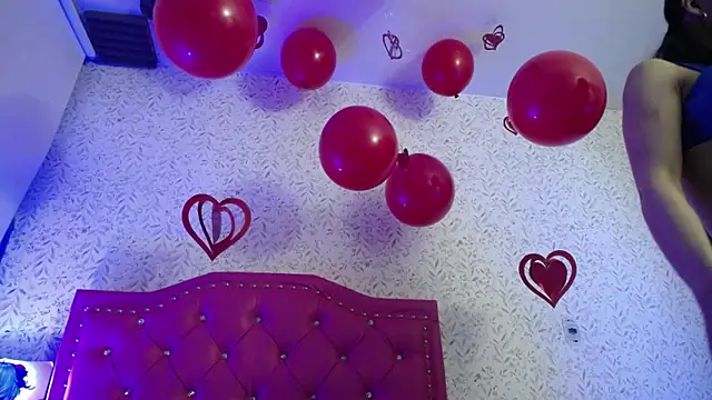 Snapshot of luly_pink chatting on February 12, 2026, 3:39 am luly pink online show from February 12, 2026, 3:39 am