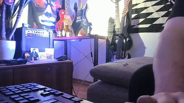 Snapshot of soulfuck92 chatting on February 12, 2025, 8:07 pm soulfuck92 online show from February 12, 2025, 8:07 pm