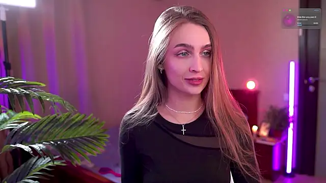 Kamila icee online show from February 1, 2026, 10:19 pm